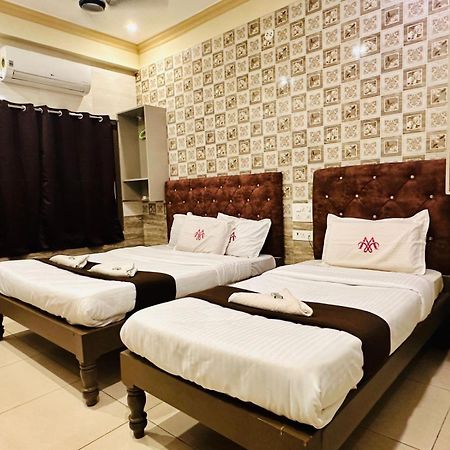 Marina Palace Chennai Eksteriør billede